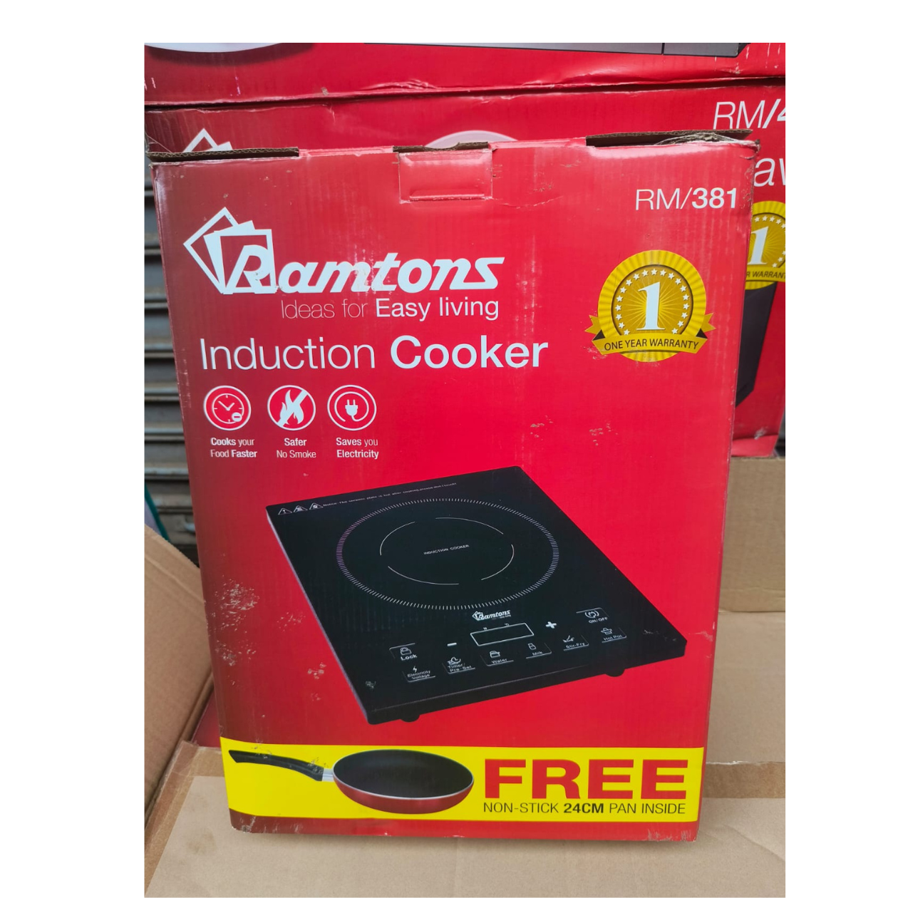Ramtons single induction cooker with free pan
